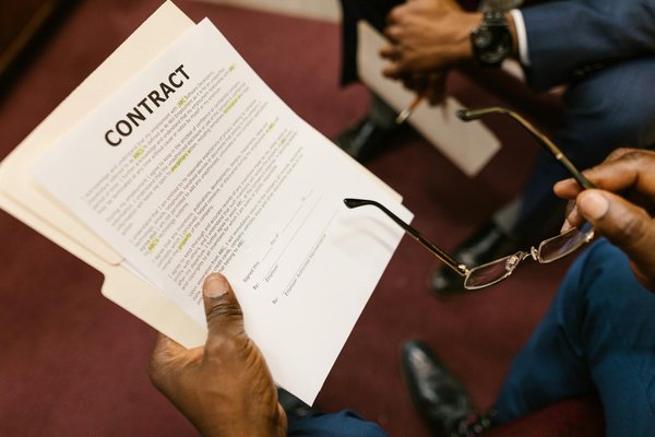 Pourquoi confier son référencement naturel à une agence de communication ?